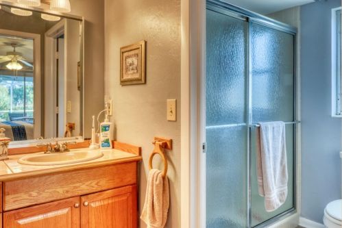 248 Bay Mdw Dr, Naples FL 34113-8301 exterior