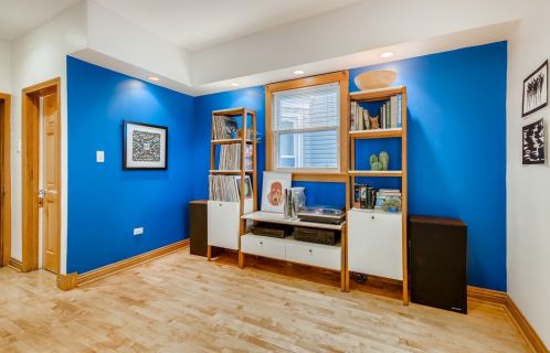 2333 Lawndale Ave, Chicago IL 60803-4221 exterior