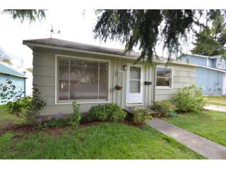 10228 Midway Ave, Portland, OR 97203-1351