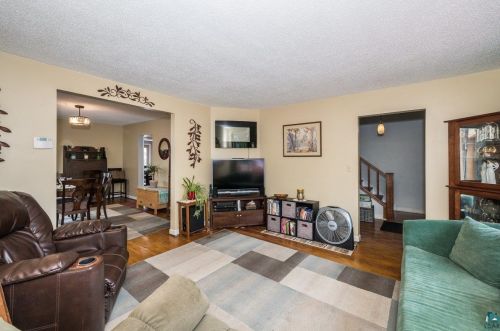 627 57th Ave, Duluth MN 55807-1333 exterior