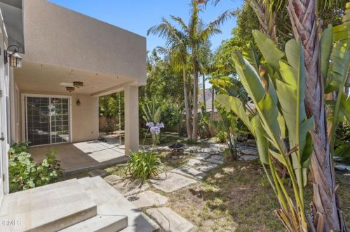 2341 Diamond Head Way, Oxnard CA  93036-7763 exterior