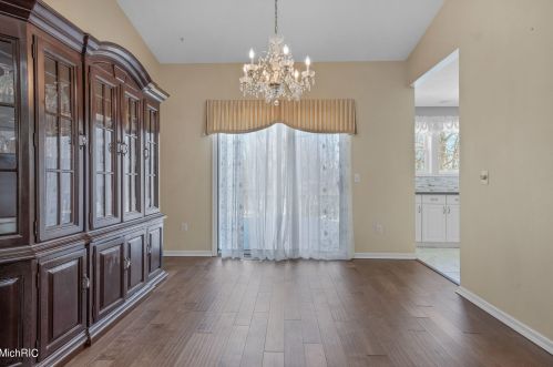 4550 Brookmeadow Ct, Grand Rapids MI 49512-5420 exterior