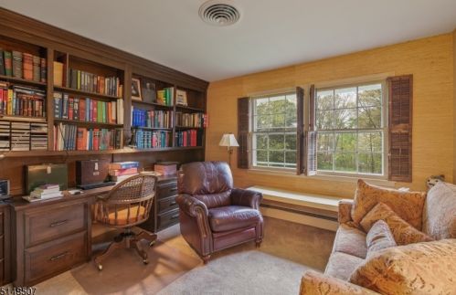 34 Normandy Heights Rd, Morristown NJ 07960-4612 exterior