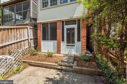 5102 Fulton St, Washington DC  20016-3449 exterior