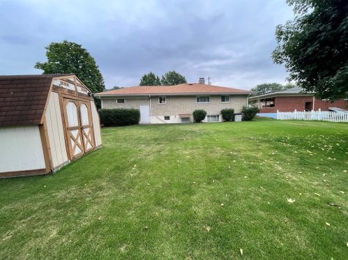 1102 Chestnut St, South Connellsville, PA 15425-4505