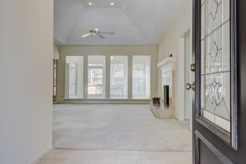 141 April Waters Dr, Montgomery TX 77356-8831 exterior