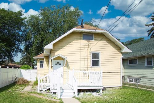 2041 14 Ave, Broadview IL 60155-4001 exterior