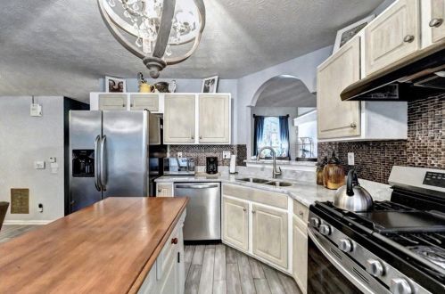 2320 Skylars Ml Way, Lithonia GA exterior