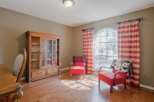 6715 Clearhaven Dr, Dallas TX 75248-4151 exterior