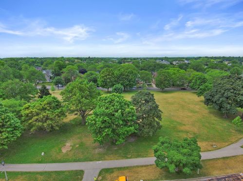 2867 Superior St, Milwaukee WI  53207-2550 exterior