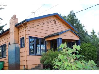 4311 80th Ave, Portland, OR 97206-3320