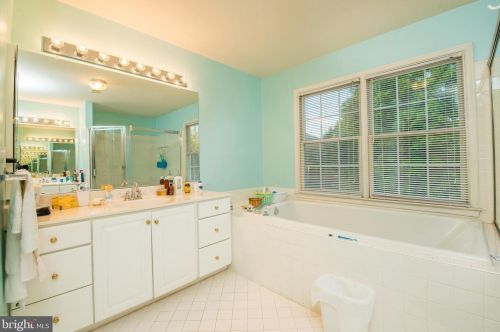 2600 Northrup Dr, Rockville MD 20850-3083 exterior