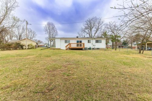 9401 Ln Jolla Dr, Saint Louis MO 63132-2119 exterior