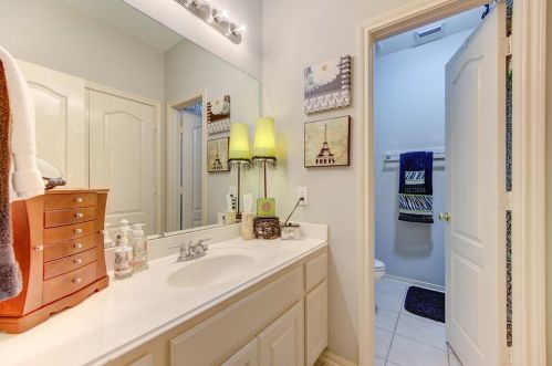 18230 Enchanted Rock Trl, Humble TX 77346-3069 exterior