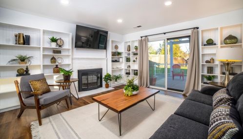 107 Coralie Way, Folsom CA 95630-3303 exterior