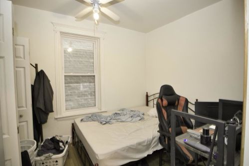 3640 Marshfield Ave, Chicago IL 60609-1326 exterior