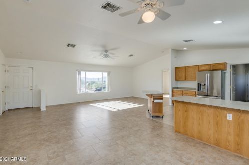 45809 37 Ave, Phoenix AZ 85053-4616 exterior