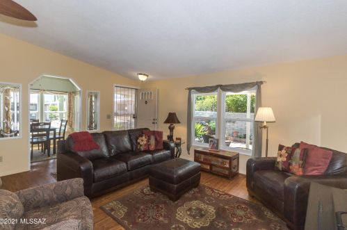 80 Aliso Dr, Green Valley AZ 85614-4225 exterior