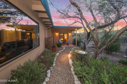 3865 Tanuri Dr, Tucson AZ 85750-1939 exterior