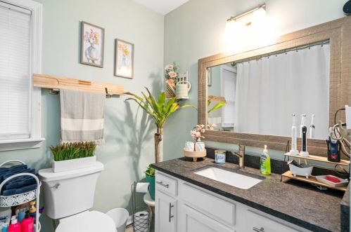 955 Lake Dr, Lithonia GA  30039-5747 exterior