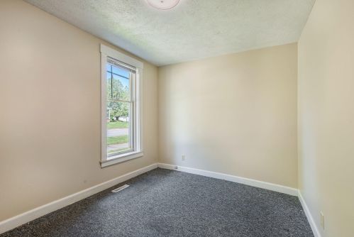 736 4th Ave, Big Rapids MI  49307-1128 exterior