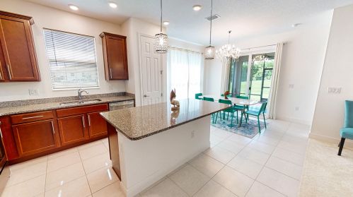 9472 Royal Poinciana Dr, Fort Pierce FL 34987-2513 exterior