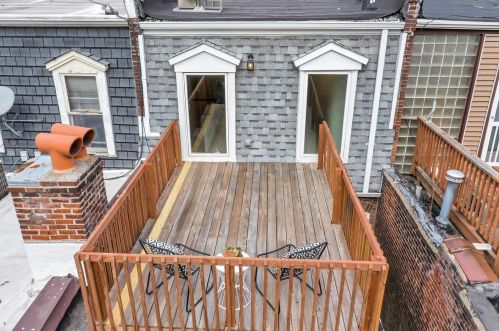 2646 Russell Blvd, Saint Louis MO 63104-2608 exterior