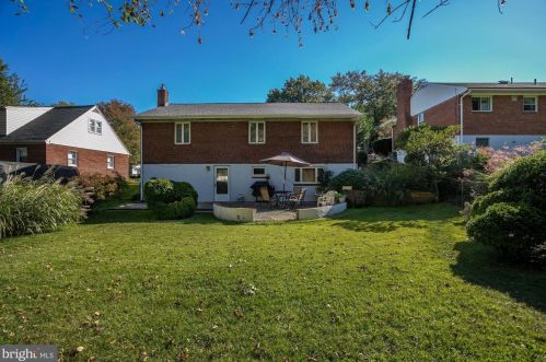 1707 Lansdowne Way, Silver Spring MD 20910-1440 exterior