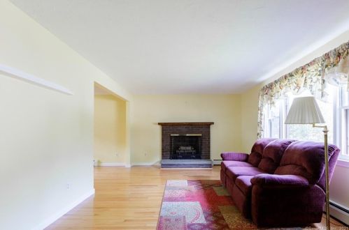 80 Birchwood Dr, Torrington, CT 06790-5735