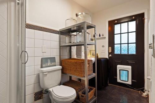 1121 Delano St, Austin TX 78721 exterior