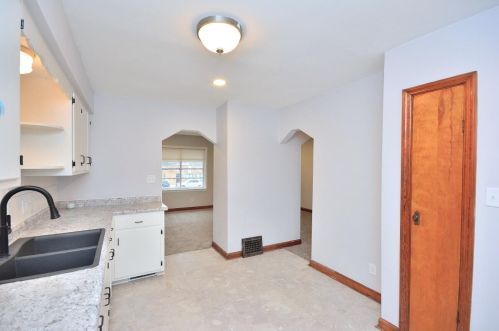 8526 Keefe Ave, Milwaukee WI  53222-2821 exterior