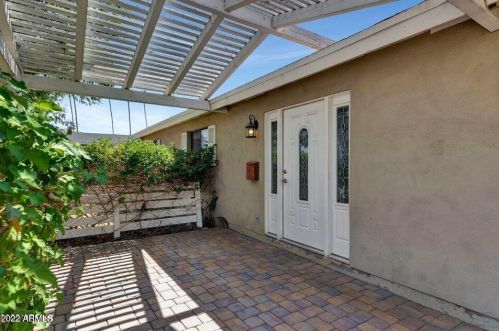 4140 35th Way, Phoenix AZ  85018-4712 exterior