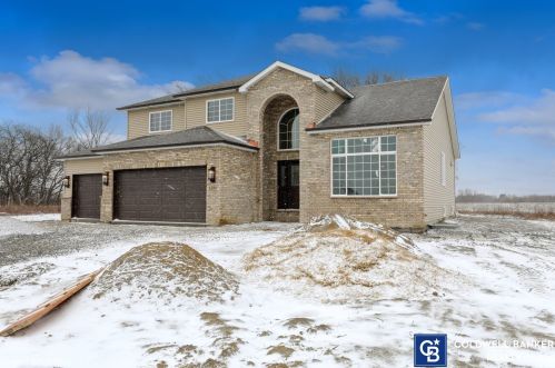 1399 77th Pl, Gary, IN 46410-5649