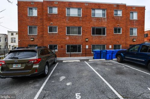 804 Taylor St, Washington DC  20011-5863 exterior