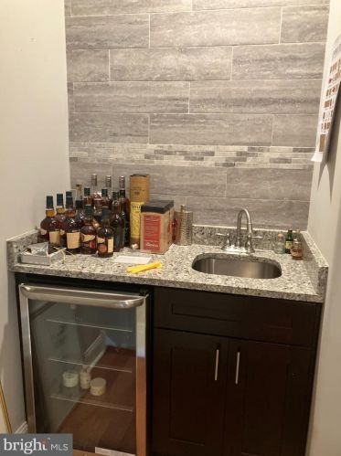 2309 Gerritt St, Philadelphia PA  19146-4106 exterior