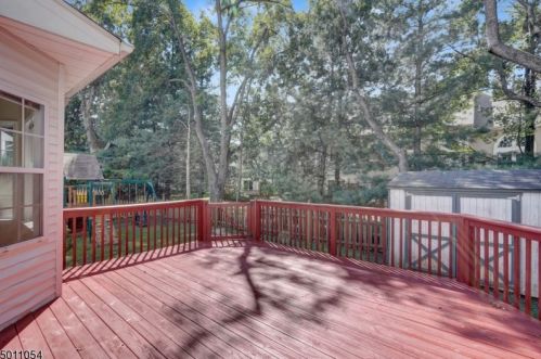 10 Delaney Ct, Bridgewater NJ 08807-5568 exterior