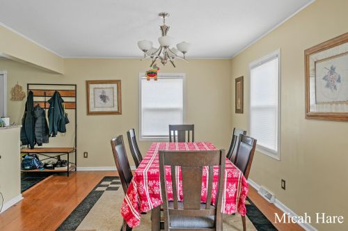 739 Marcia St, Wyoming MI 49509 exterior