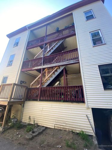 29 Franklin St, Augusta ME  04330-4076 exterior