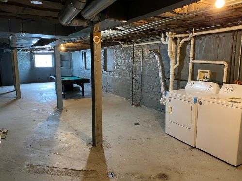 851 Hamlin Ave, Chicago IL 60805-1416 exterior