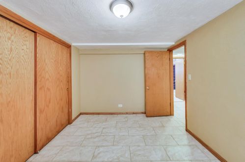 8336 Berwyn Ave, Chicago IL 60656-1430 exterior