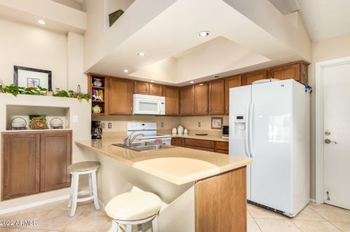 3302 Sunridge Ln, Chandler AZ 85225-1856 exterior