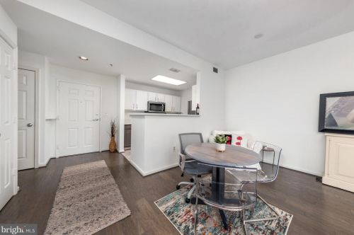 2004 11th St, Washington DC  20001-4014 exterior