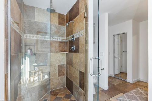 5290 Hawthorn Wood Way, Naples FL 34116-5017 exterior