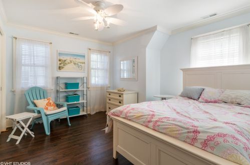 6852 Tonty Ave, Chicago IL 60646-1338 exterior