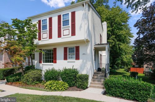 3841 Tynewick Dr, Silver Spring, MD 20906-2663