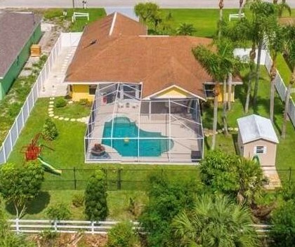 1826 Leafy Rd, Fort Pierce FL  34953-1392 exterior