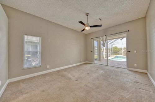 10041 Oasis Palm Dr, Tampa FL 33615-2779 exterior