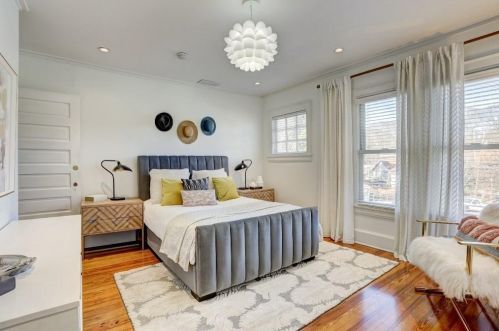 811 Charles Allen Dr, Atlanta GA  30308-1706 exterior