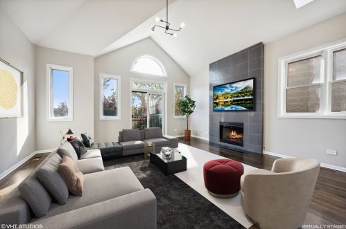 1540 65th Pl, Chicago, IL 60637-4405