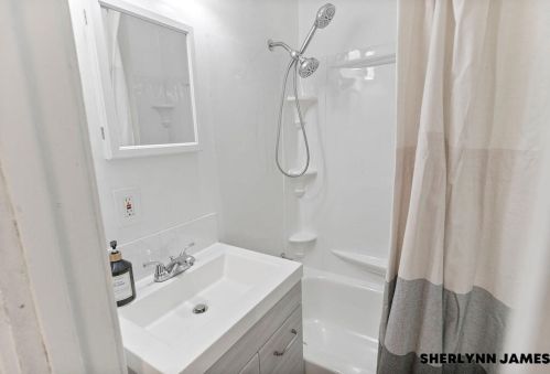 338 Hanover St, Grand Rapids MI 49505-5076 exterior